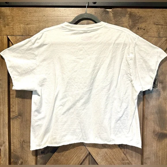 EUC Trailer Park Pretty White Slightly Cropped Tee Sz L - Picture 5 of 16